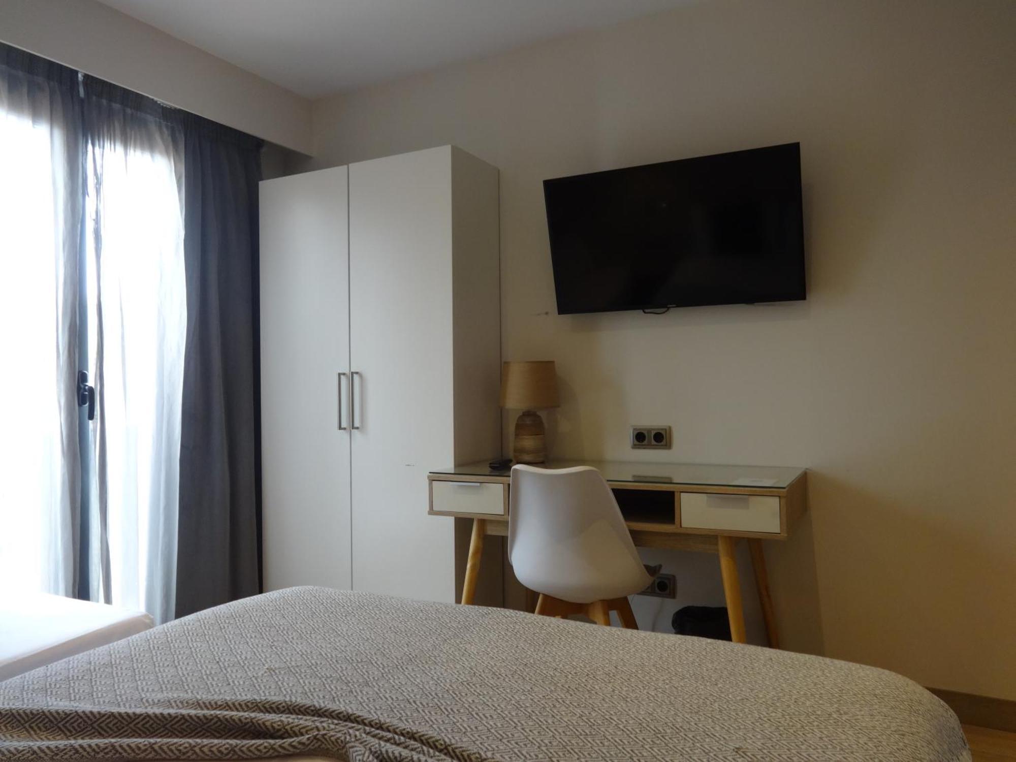 Camera Matrimoniale Superior con Letto Supplementare